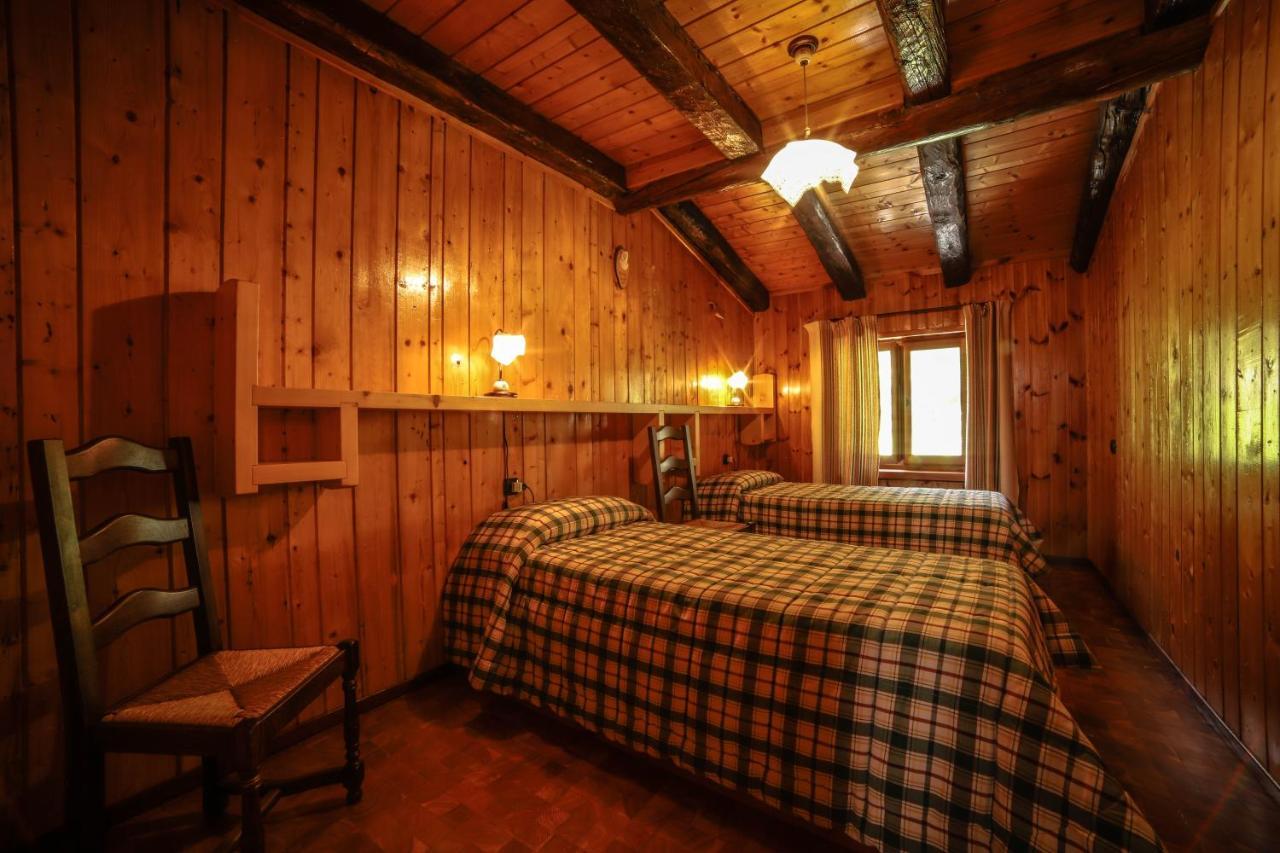 Antica Casa Di Montagna Maison Bovard ヴァルグリゼンケ エクステリア 写真