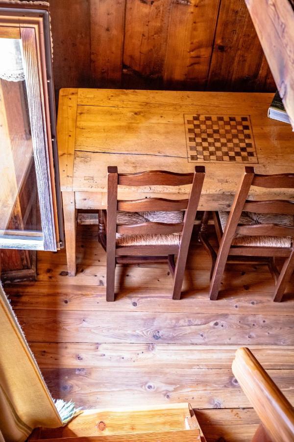 Antica Casa Di Montagna Maison Bovard ヴァルグリゼンケ エクステリア 写真