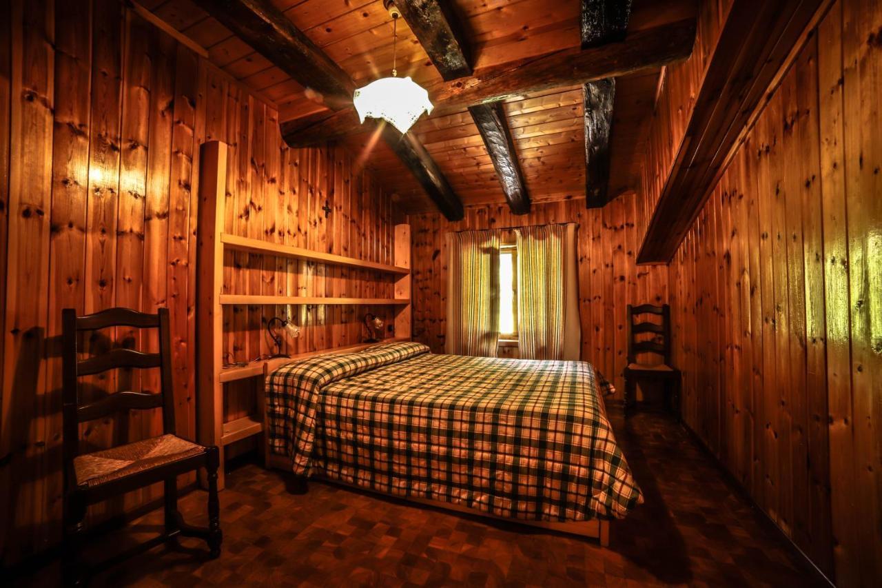 Antica Casa Di Montagna Maison Bovard ヴァルグリゼンケ エクステリア 写真