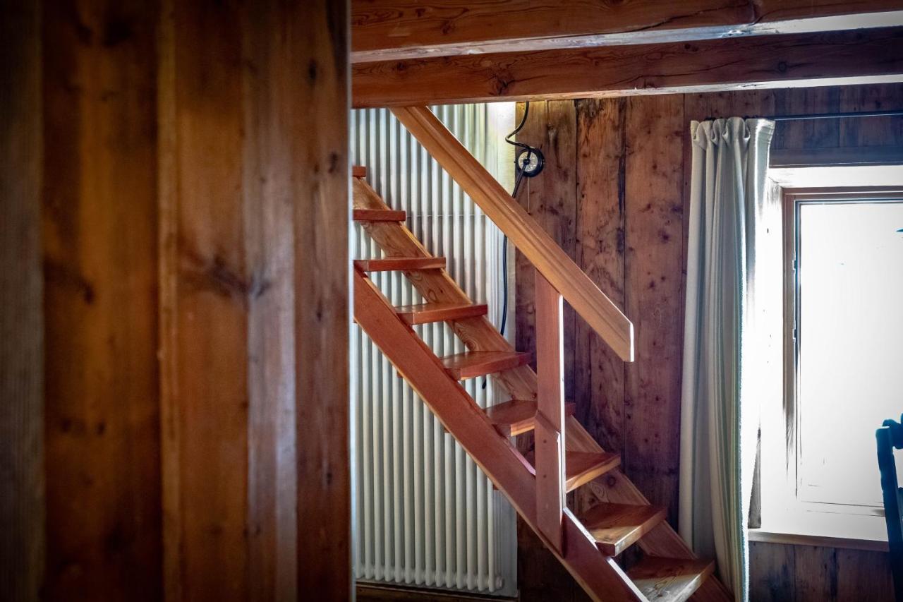 Antica Casa Di Montagna Maison Bovard ヴァルグリゼンケ エクステリア 写真
